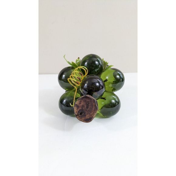 Large Green Lucite Grapes Bunch Vintage Decor Translucent Plastic - Picture 5 of 16